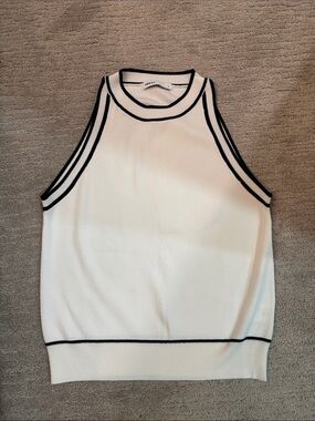 Miholl top